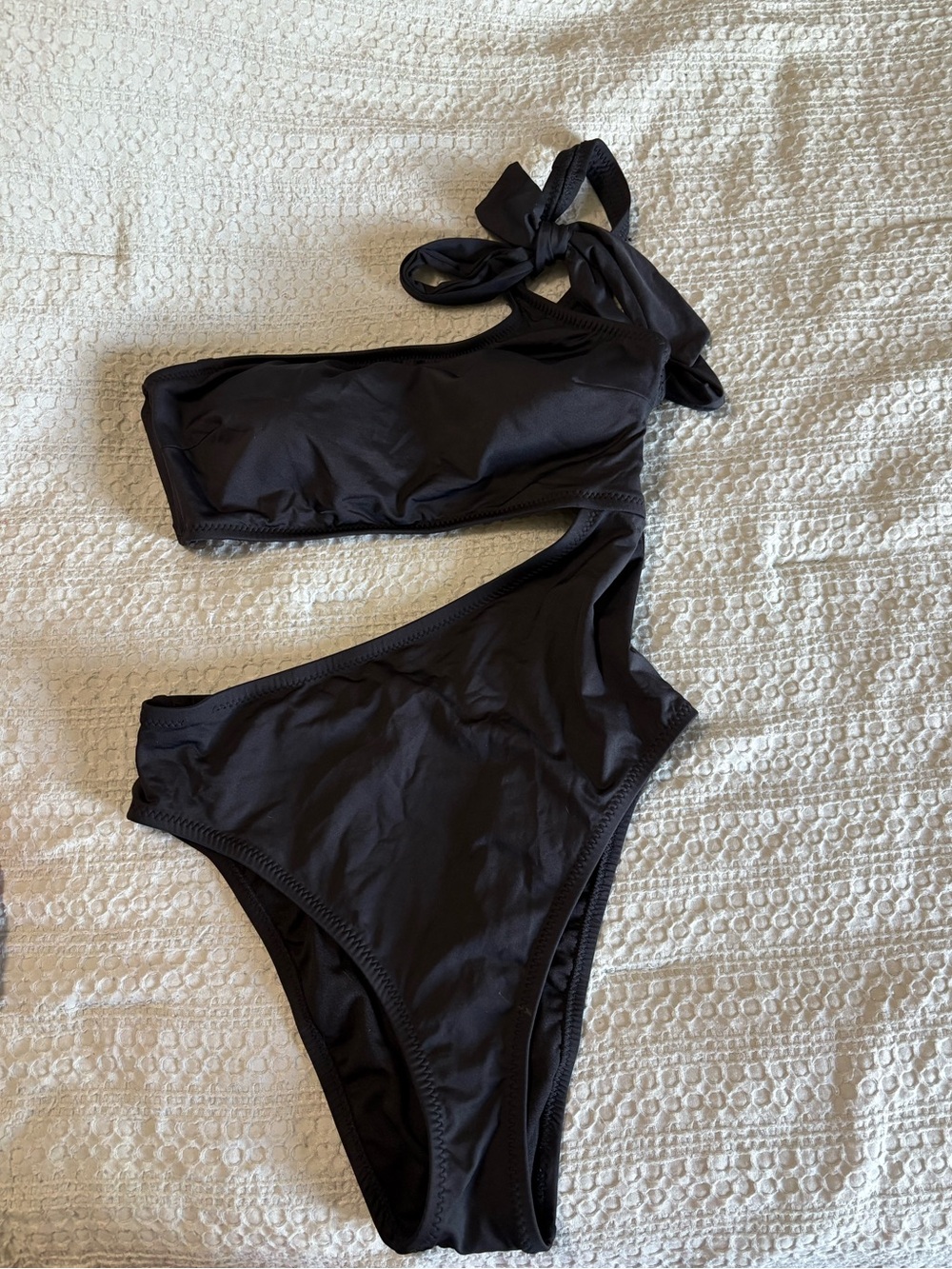 Shade & Shore black bathing suit